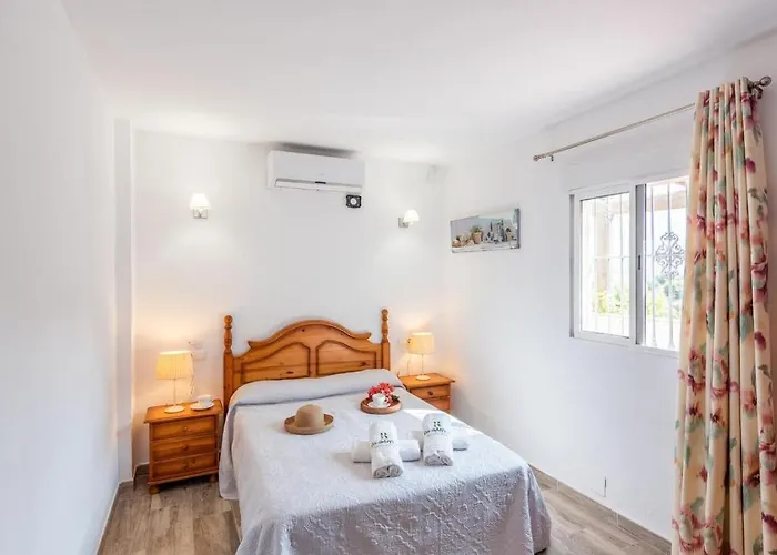 Casa Del Agua Torrox By Ruralidays Vakantiehuis Nerja